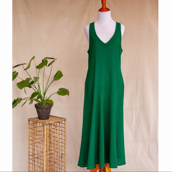 Sonia Rykiel Dresses & Skirts - Sonia Rykiel green flowy v-neck dress